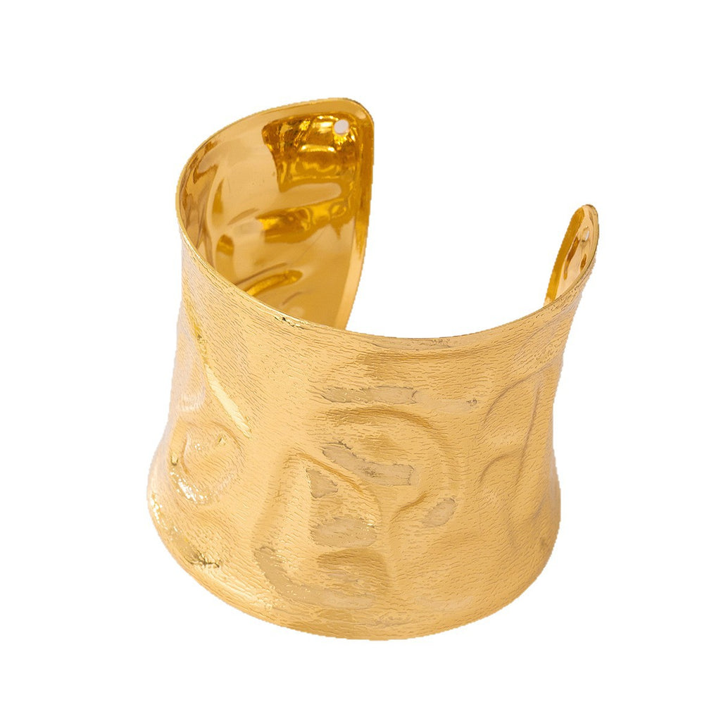 Designer Wide Textured Gold Plated Plain Alloy Bracelet For Women Bulk