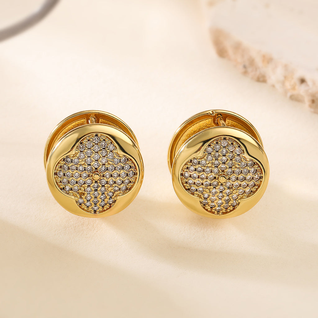 Clover Round 18K Gold Cubic Zirconia Anti Tarnish Stud Earring Bulk