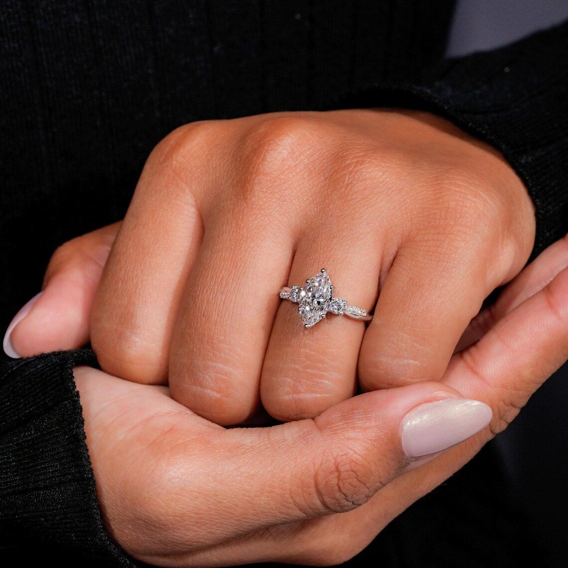 Oval Solitaire Silver Cubic Zirconia Anti Tarnish Ring For Women Bulk