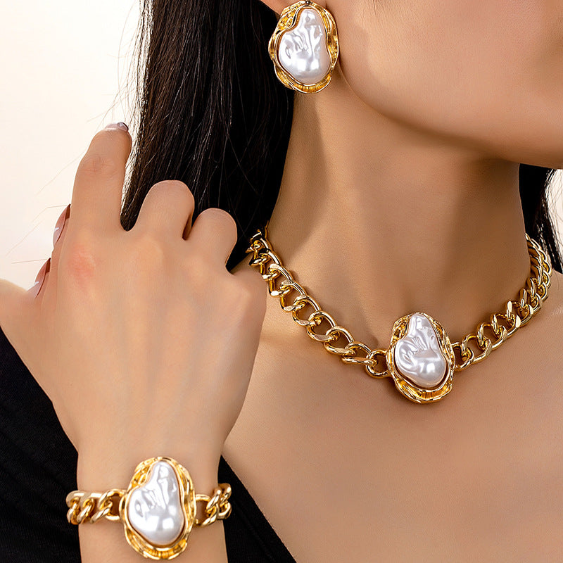 White Designer Baroque Chunky Chain Gold Pearl Necklace Combo Set Bulk