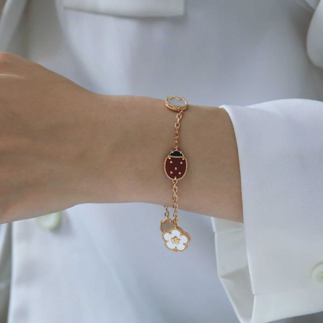 Lady Bug Clover Leaf Mother Of Pearl 18K Gold Charm Link Chain Bracelet For Women