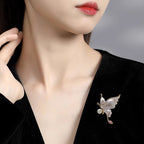 White Black Butterfly Gold CZ Pearl Brass Anti Tarnish Brooch Wholesale