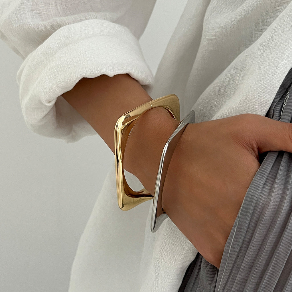 Glossy Finish Square Round 18K Gold Silver Openable Kada Bracelet Bulk