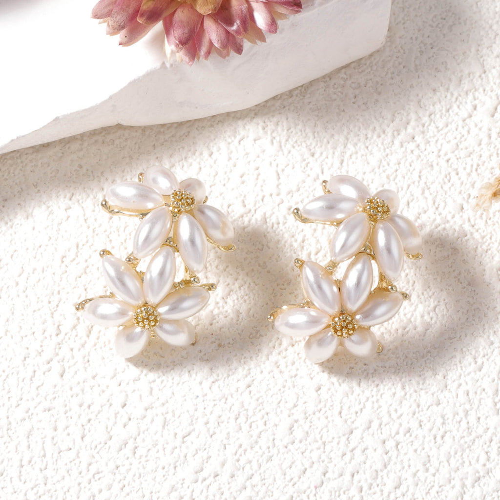 Dual Flower Pearl White 18K Gold Stud Earring For Women Bulk