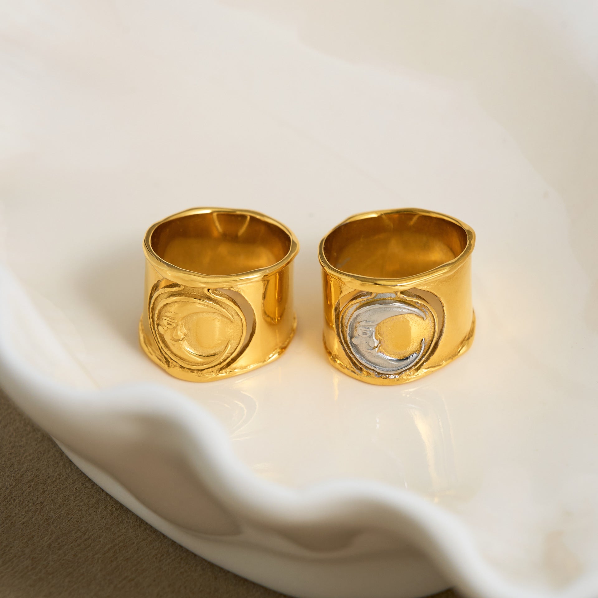Sun 18K Gold Silver Stainless Steel Anti Tarnish Band Ring Women Bulk