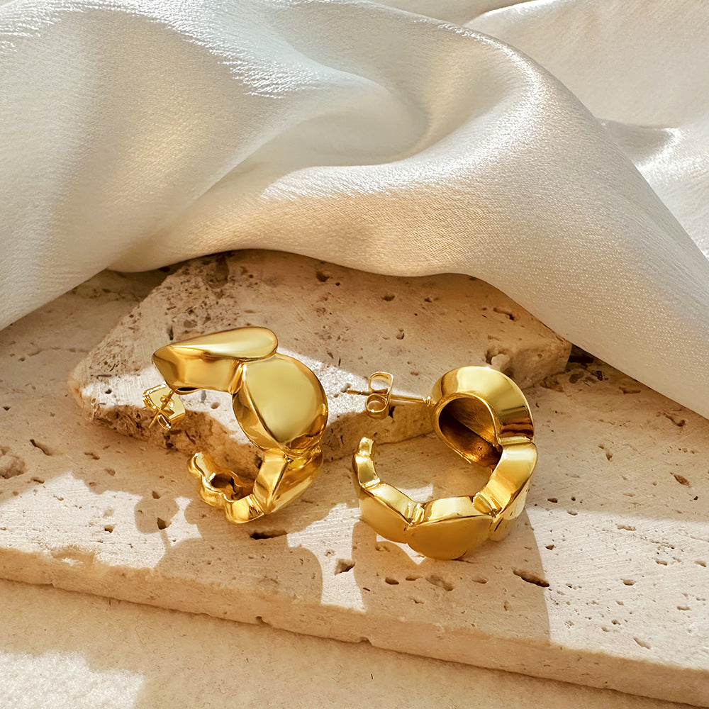 Minimalist Chunky Heart Shape Gold Stainless Steel Hoop Earrings Bulk