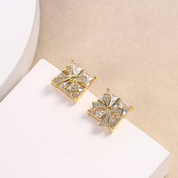 White Sparkling Bowknot Gold CZ Anti Tarnish Copper Stud Earrings Bulk Main image