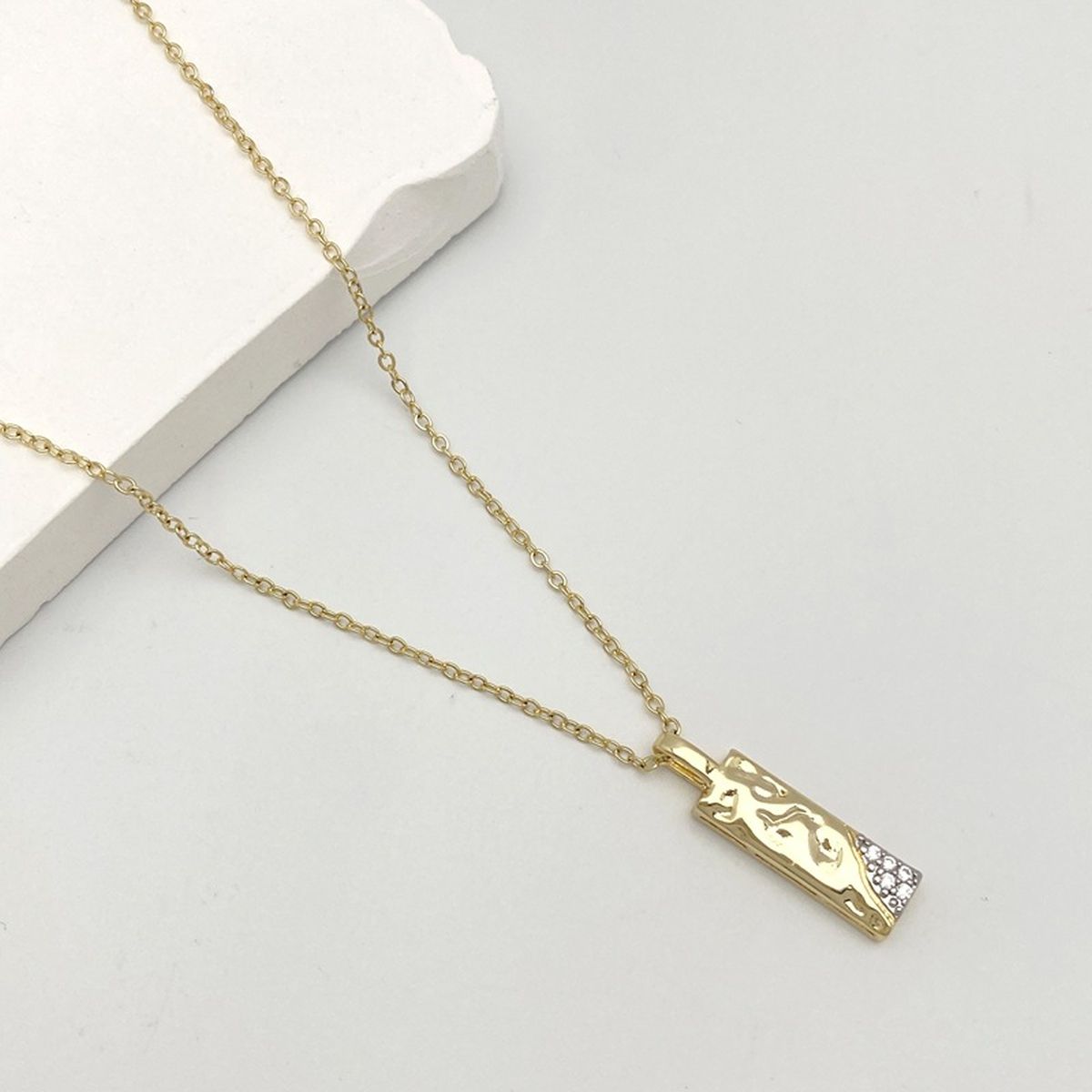 Initial Alphabets Letter A Cubic Zirconia 18K Gold Silver Anti Tarnish Pendant Chain For Women