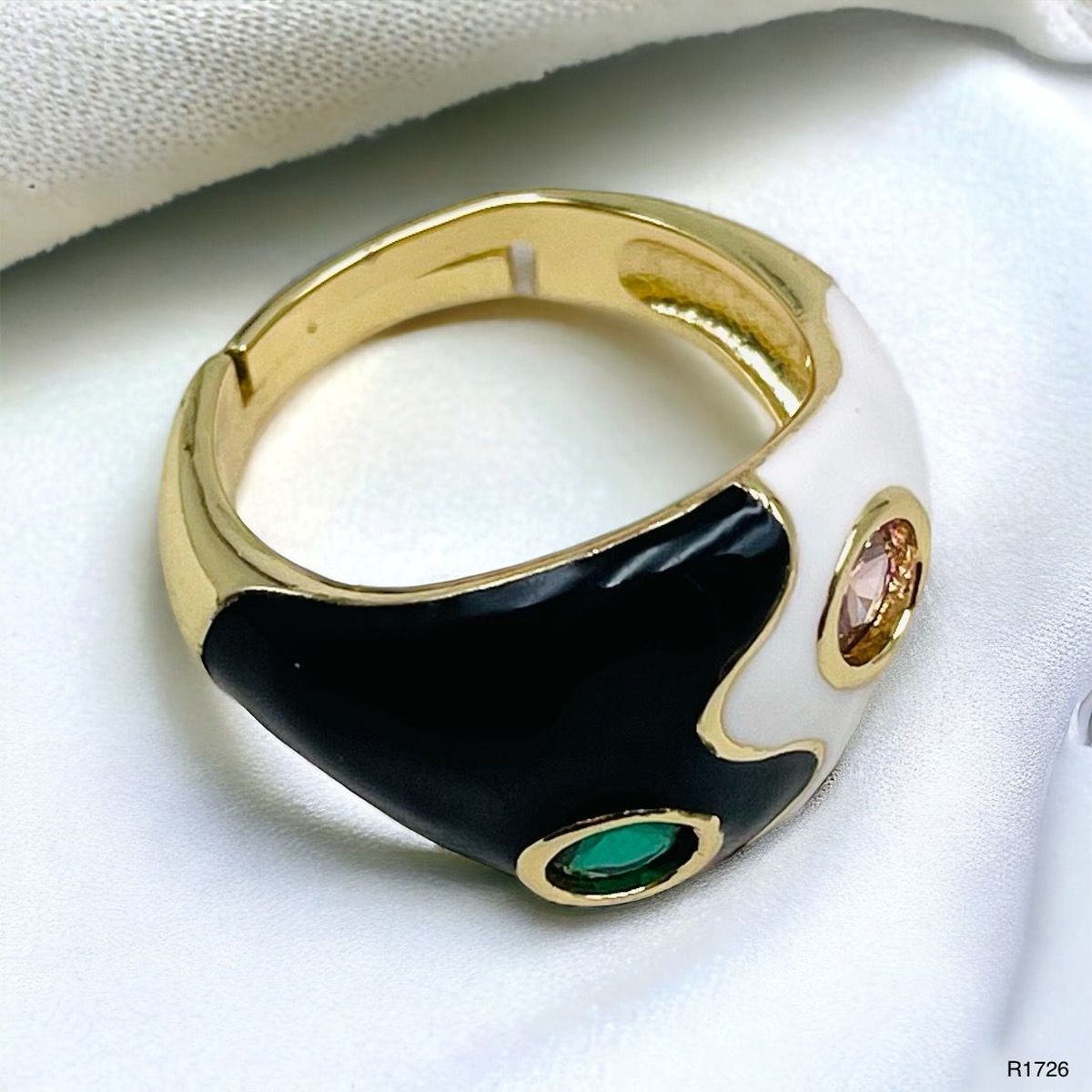 Ying Yang Black White Enamel 18K Gold Free Size Adjustable Ring Bulk