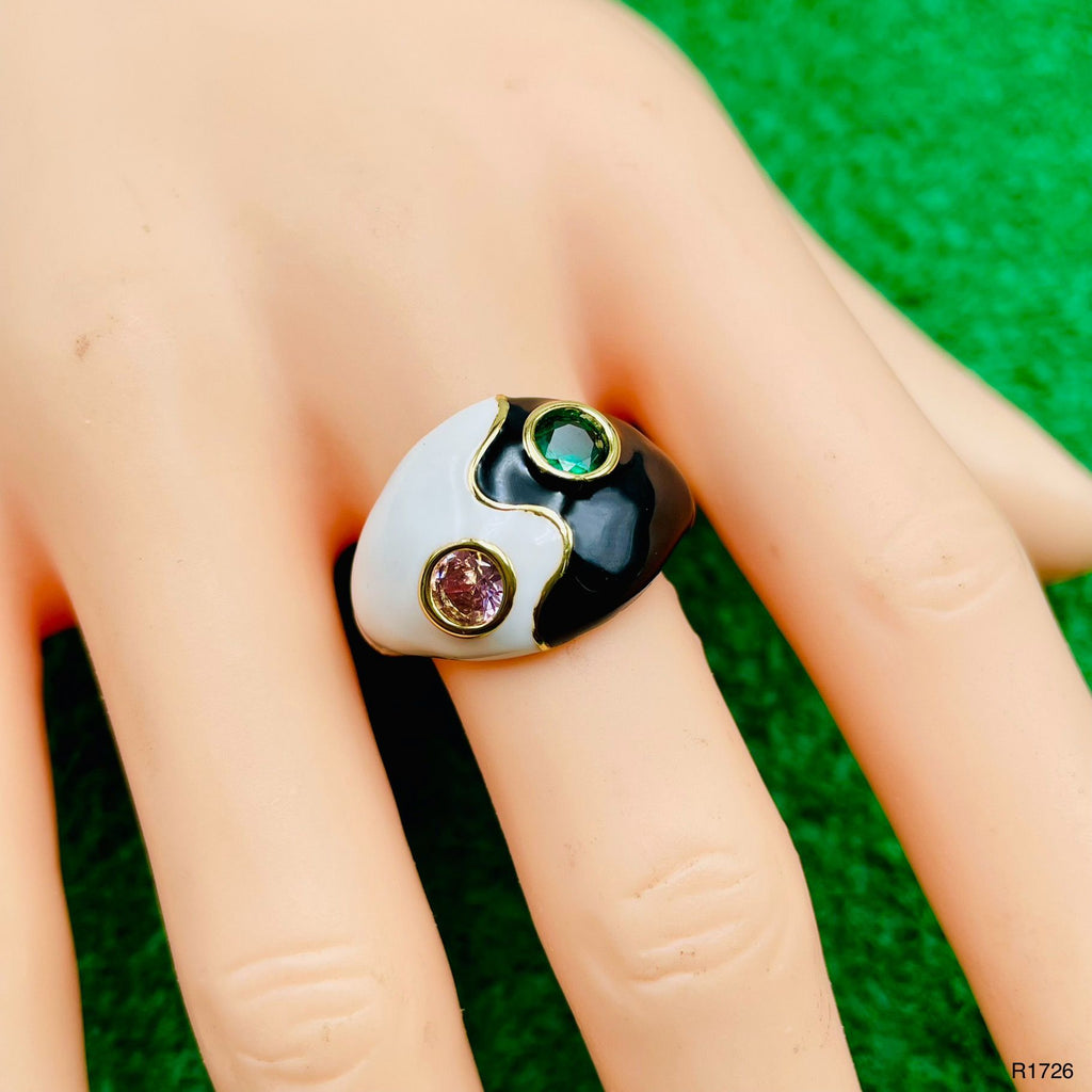 Ying Yang Black White Enamel 18K Gold Free Size Adjustable Ring Bulk