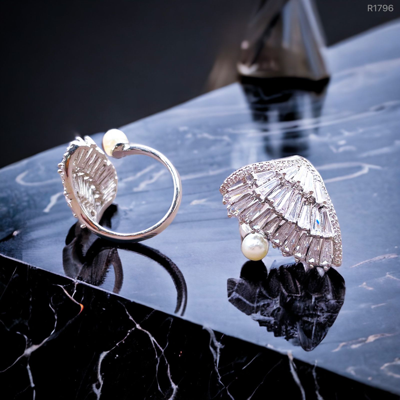Hand Fan Baguette CZ Pearl Silver Anti Tarnish Free Size Ring Bulk Main image