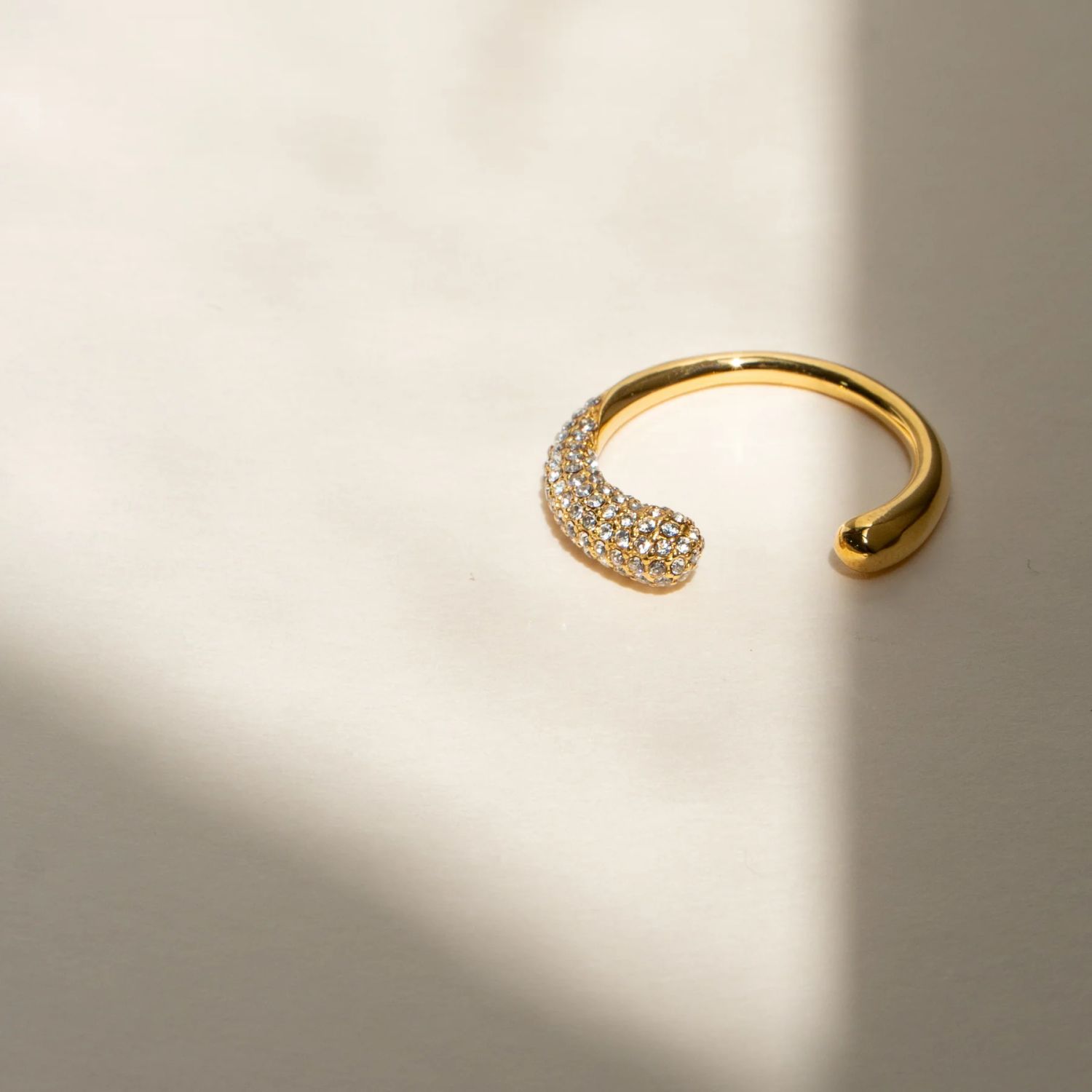 Studded CZ 18K Gold Stainless Steel Anti Tarnish Ring Free Size Bulk