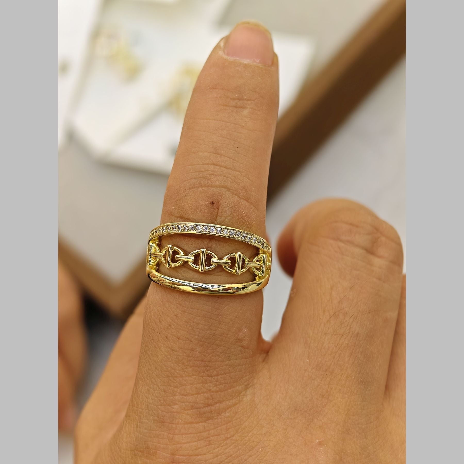 Stylish Cubic Zirconia 18K Gold Anti Tarnish Adjustable Ring Bulk