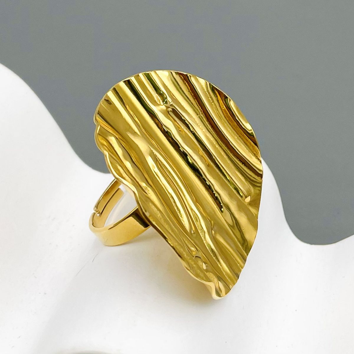 Dented Band 18K Gold Stainless Steel Anti Tarnish Adjustable Ring Bulk