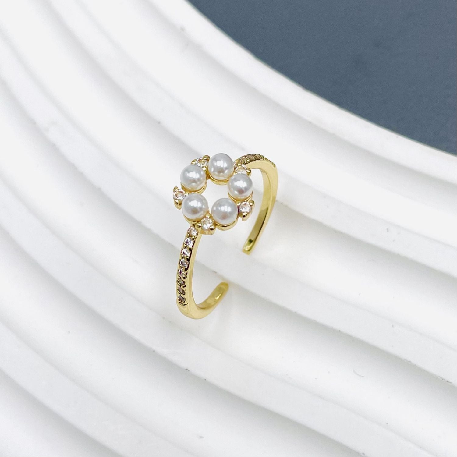 Flower CZ Pearl White 18K Gold Anti Tarnish Adjustable Ring Bulk Main image