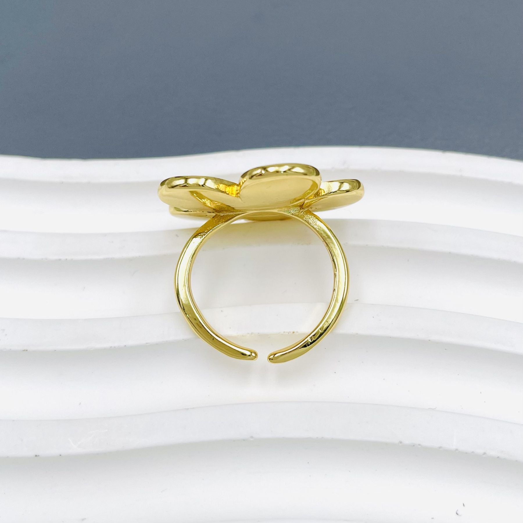 Flower Enamel Blue White 18K Gold Anti Tarnish Adjustable Ring Bulk