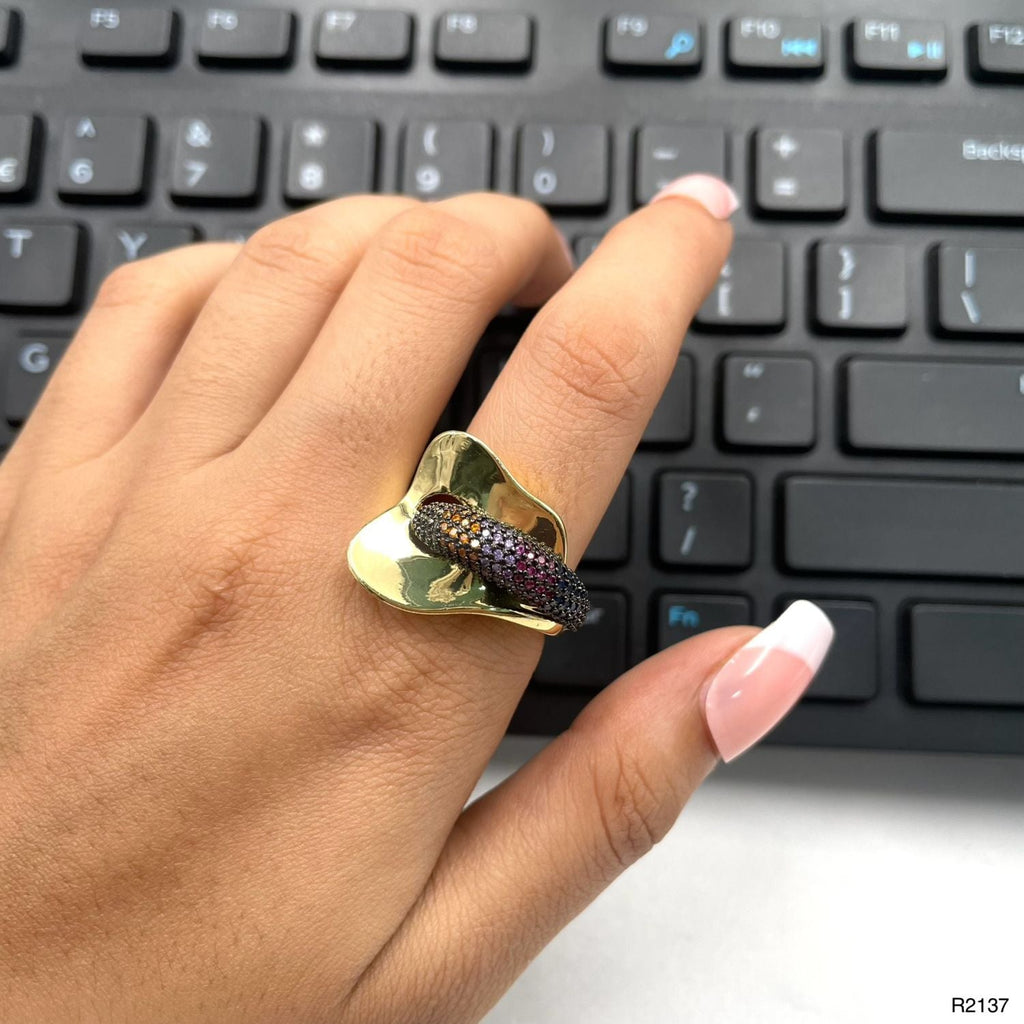Cross Over Crystal Multicolour 18K Gold Anti Tarnish Ring Women Bulk