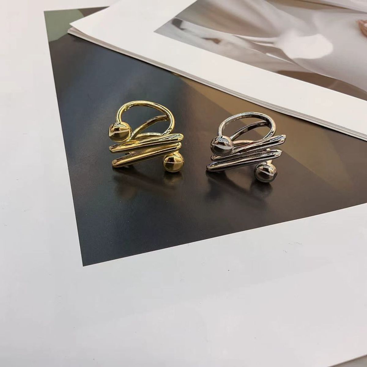 Geometrical 18K Gold Anti Tarnish Adjustable Ring For Women Bulk Main image