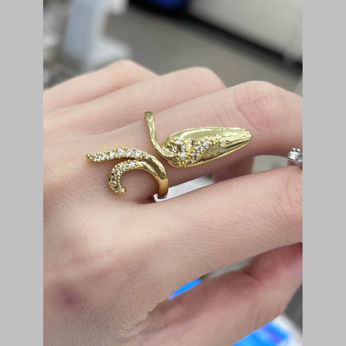 Leaf Cubic Zirconia 18K Gold Anti Tarnish Adjustable Nail Ring Bulk Secondary image