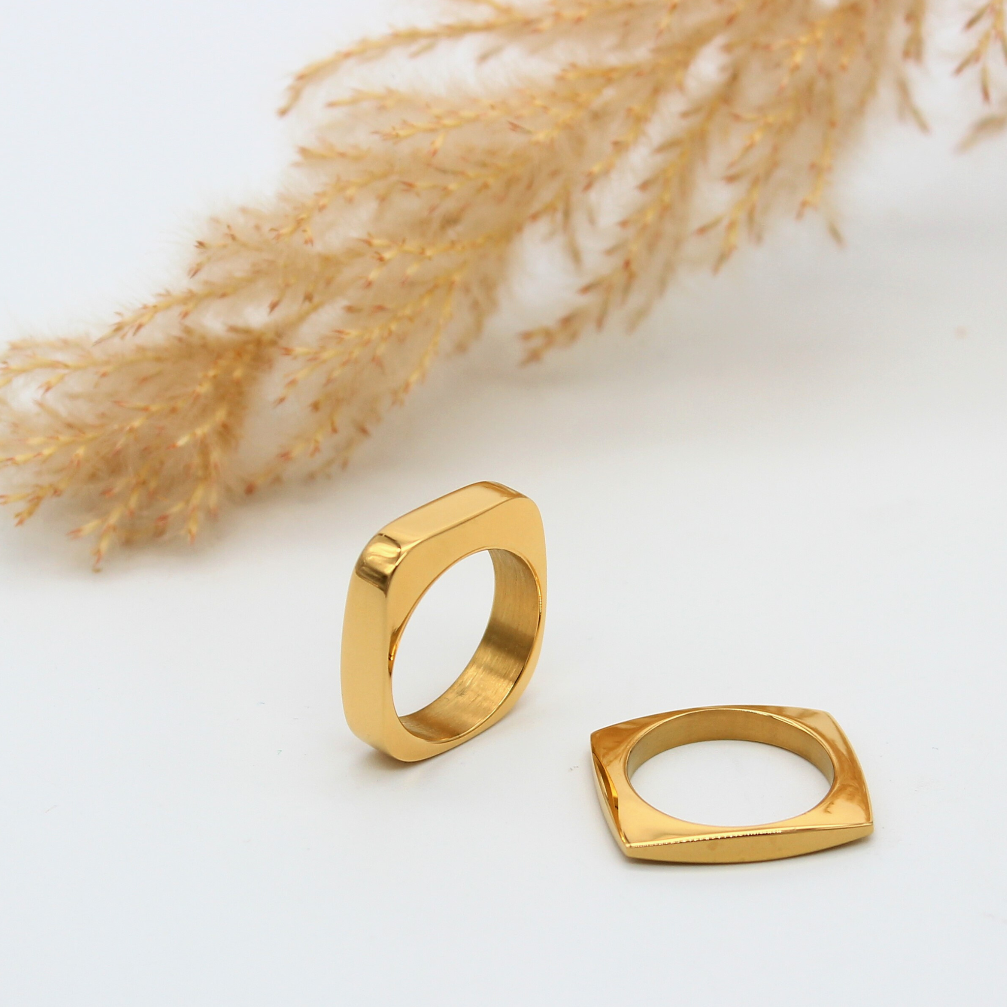 Cushion Cut Dual 18K Gold Stainless Steel Anti Tarnish Combo Set Of 2 Ring For Women Main image