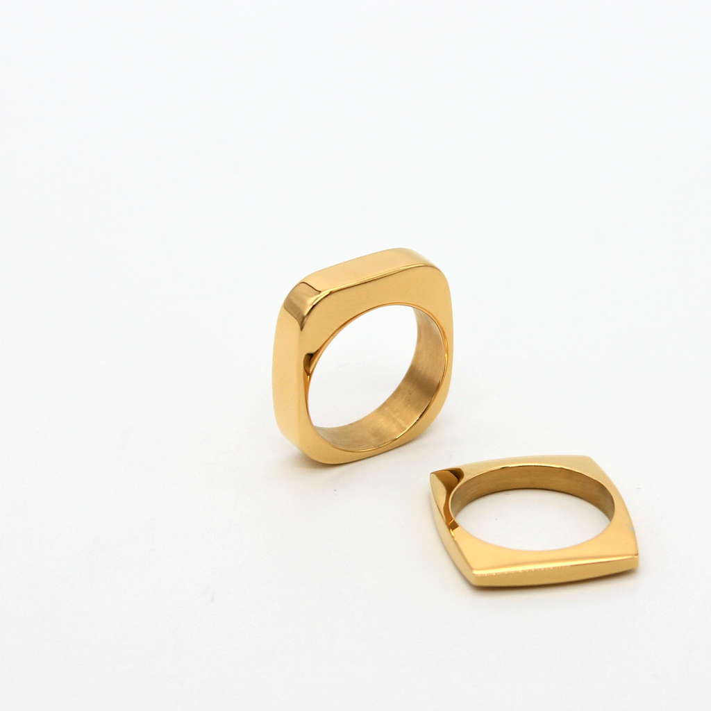 Cushion Cut Dual 18K Gold Stainless Steel Anti Tarnish Combo Set Of 2 Ring For Women