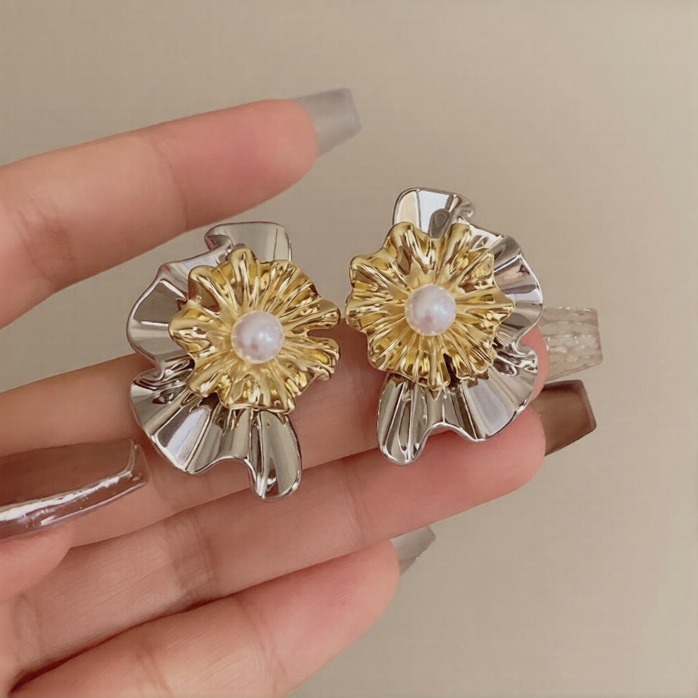 Luxury Dual Tone Floral Gold Silver Pearl Copper Stud Earrings Bulk