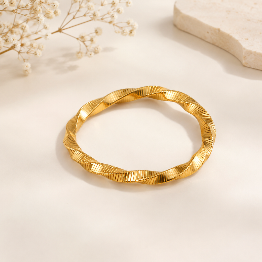 Winded Rope 18K Gold Anti Tarnish Flexible Bracelet Women Bulk
