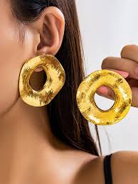 Wholesale Gold Textured Round Alloy Stud Earrings Secondary image
