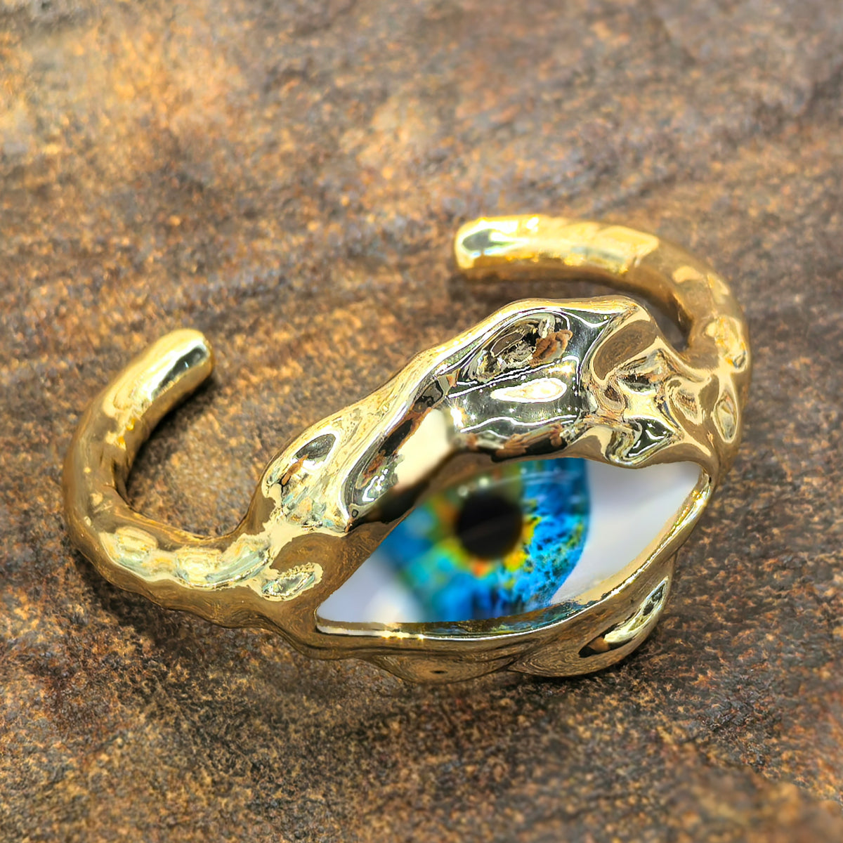 Beaten Finish Big Evil Eye 18K Gold Stainless Steel Anti Tarnish Cuff Bracelet For Women Main image