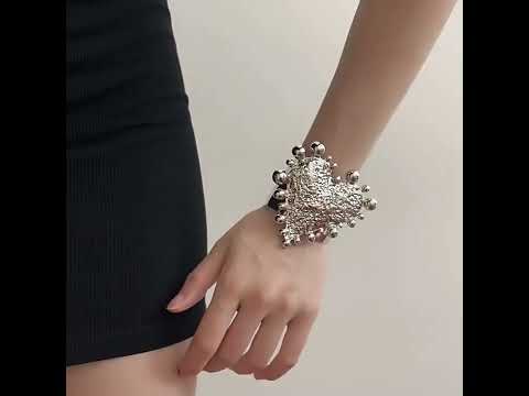 Love Heart 18K Gold Cuff Kada Bracelet For Women Bulk