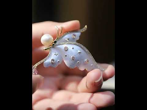 White Black Butterfly Gold CZ Pearl Brass Anti Tarnish Brooch Wholesale