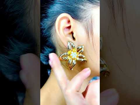 Flower Pearl 18K Gold Anti Tarnish Stud Earring For Women Bulk