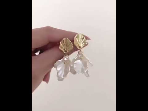 Shell Pearl Floral Mismatch Gold Anti Tarnish Dangling Earring Bulk