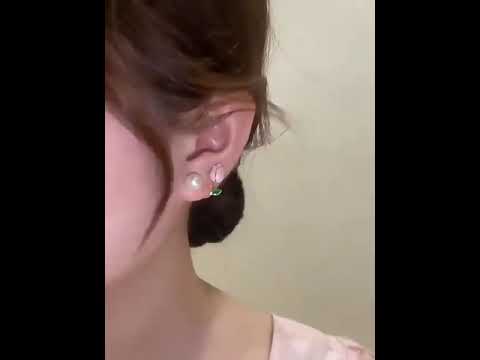 Tulip Pearl 18K Gold Ear Cuff Earring For Women Bulk