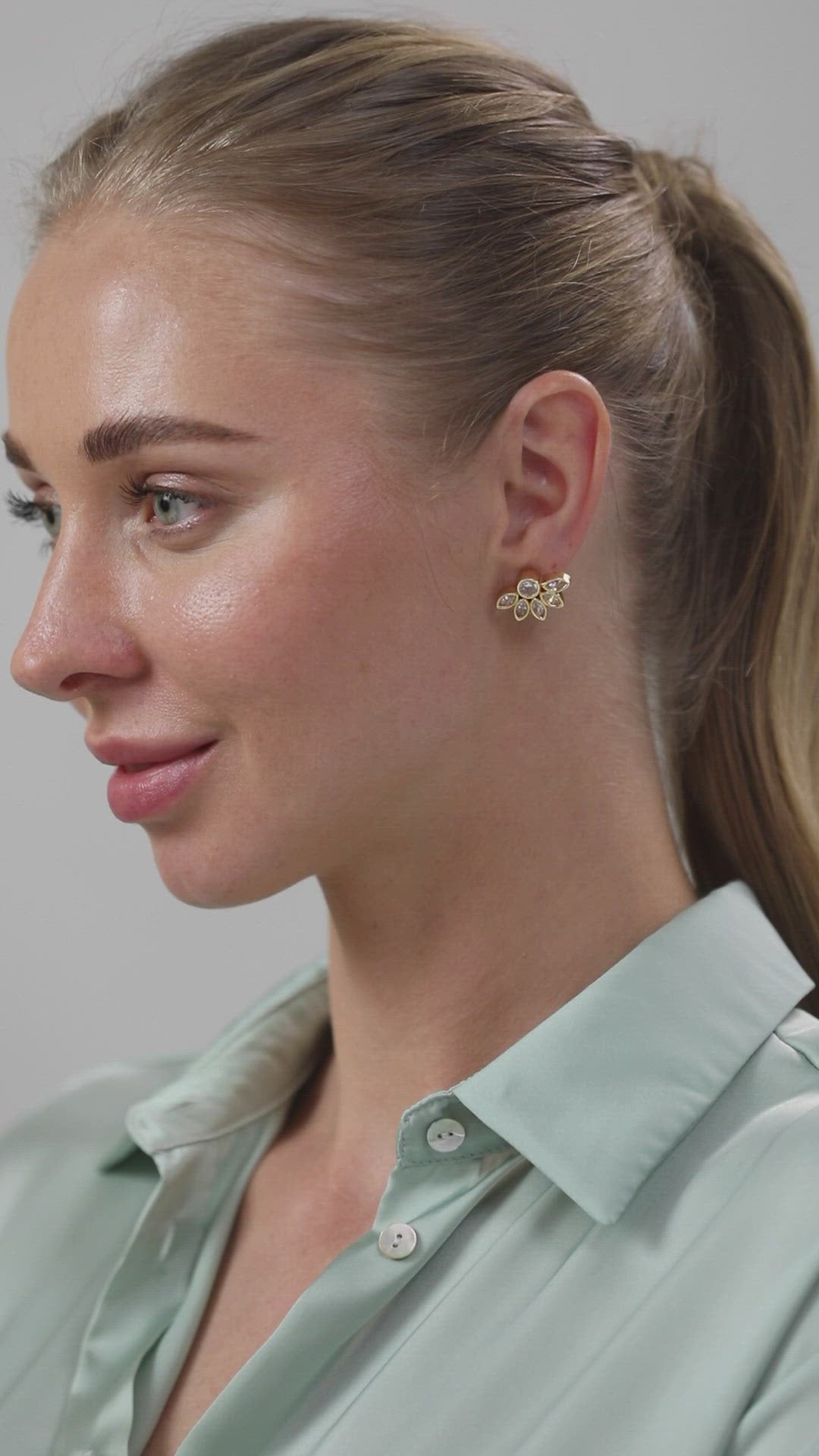 Brass 18K Rose Gold Floral Marquise Studs Earring Pair For Women Bulk