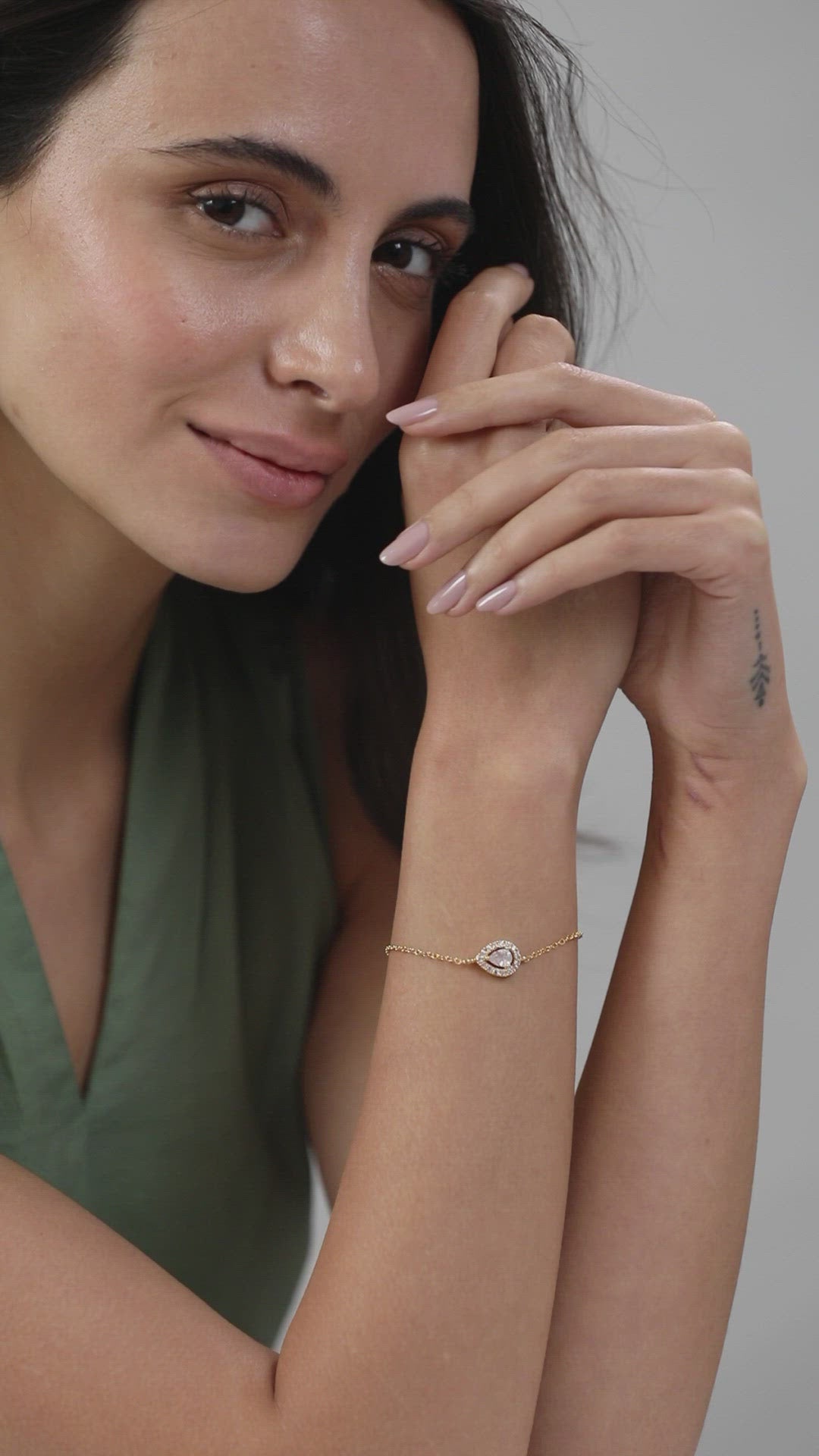 Brass 18K Rose Gold Pear Crystal Halo Chain Bracelet For Women Bulk