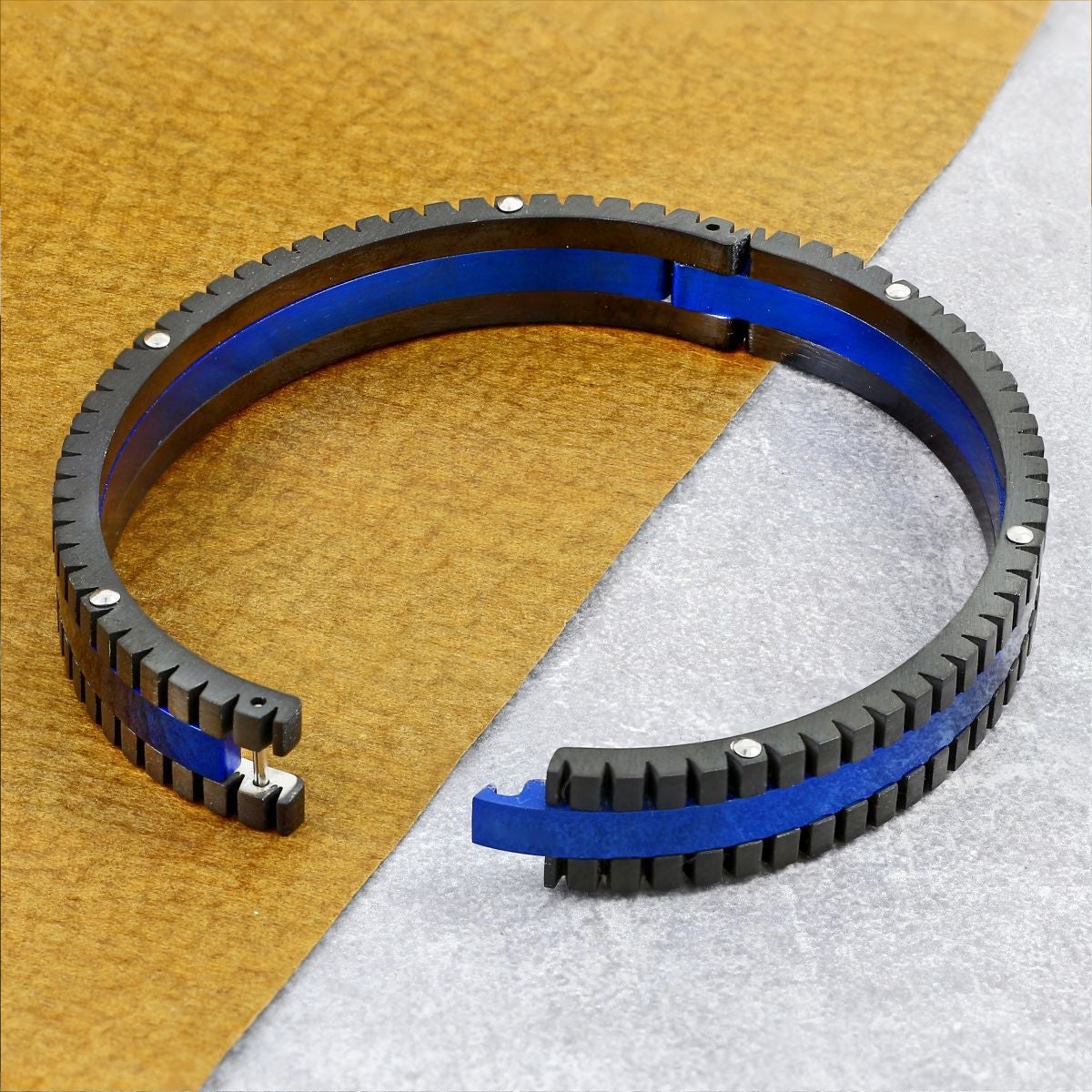 German Luxury Designer Neon Black Solid Stainless Steel Openable Bulk