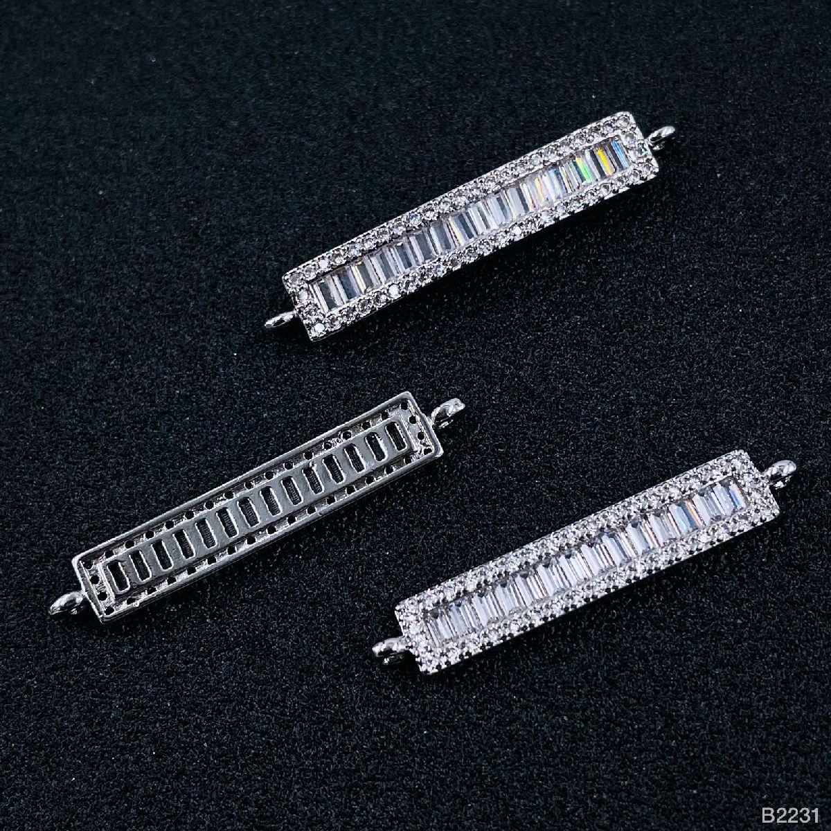 Silver Baguette Cubic Zirconia American Diamond Centre Pcs Women Bulk