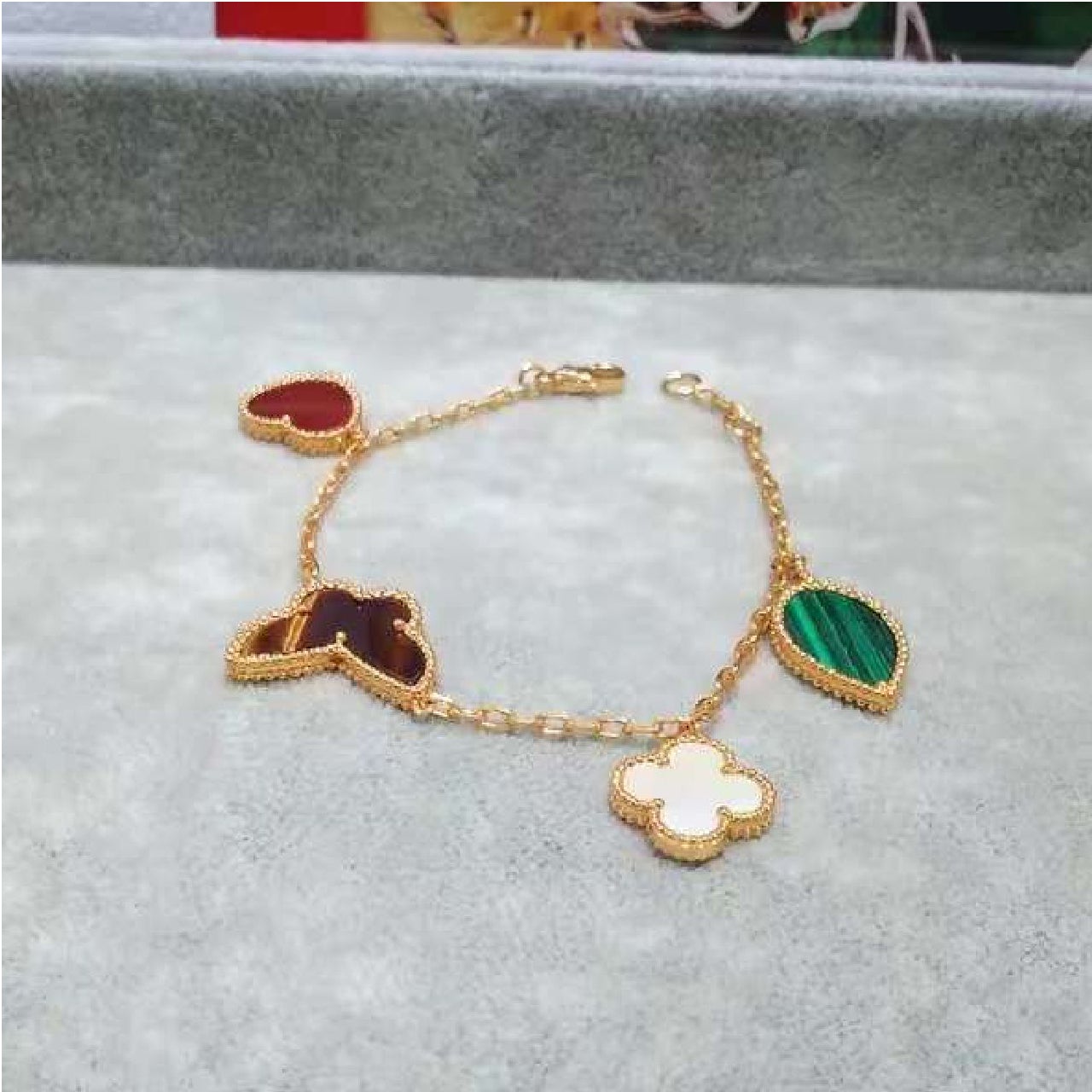 Clover Stainless Steel Flower Red Green Link Chain Bracelet Women Main image