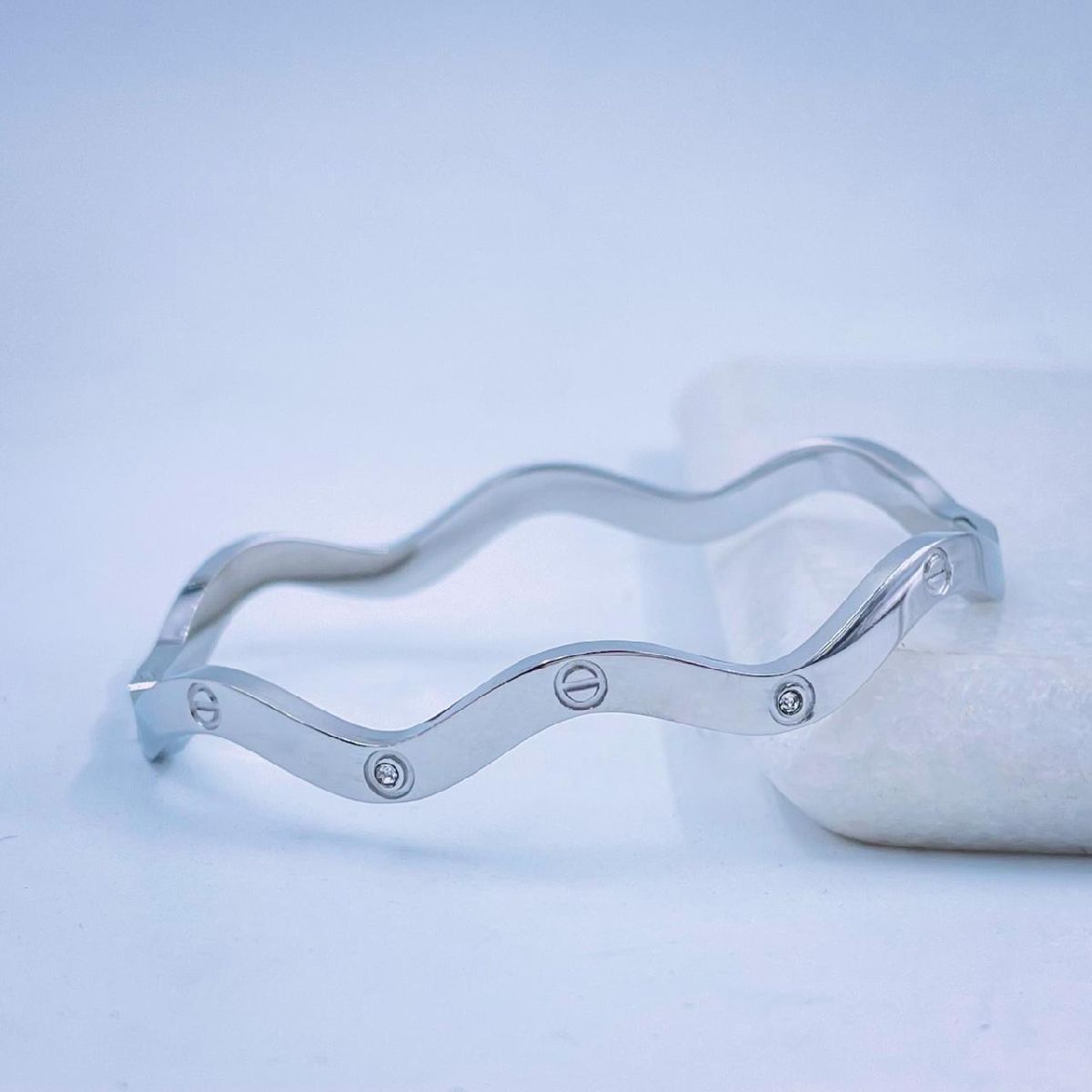 Twisted Curly Screw Silver Stainless Steel Openable Kada Women Bulk Main image