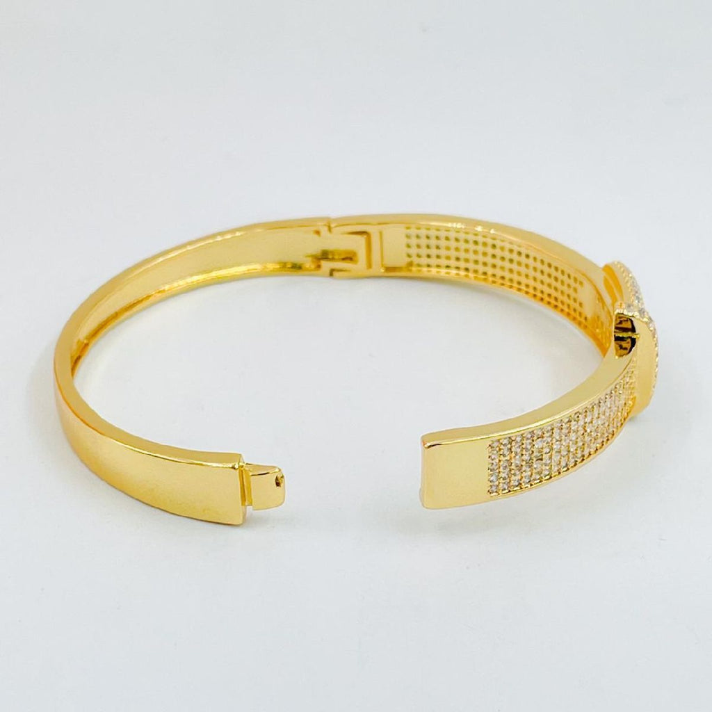 Belt Buckle Cubic Zirconia 18K Gold Copper Openable Bangle Kada Bulk