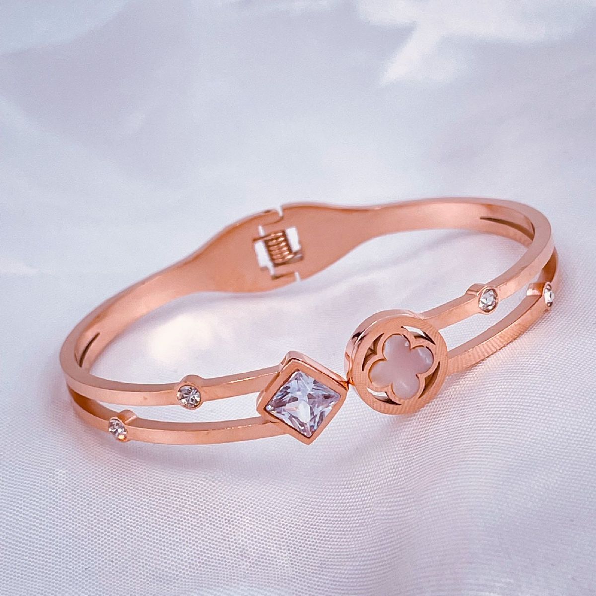 Stainless Steel Rose Gold CZ Clover Flower Bangle Kada Bulk Main image
