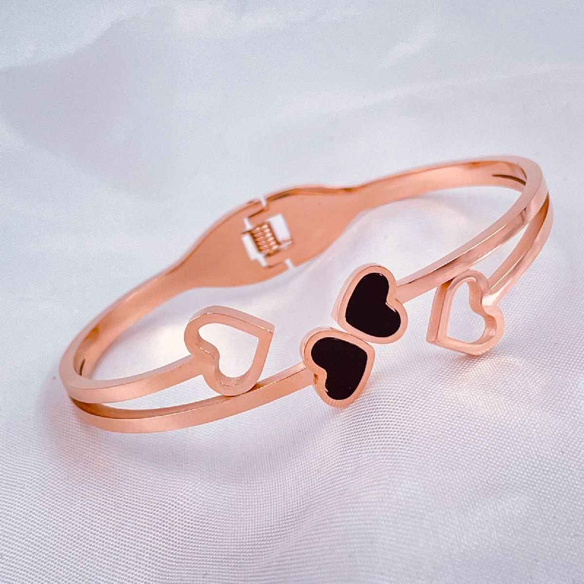 Stainless Steel Rose Gold Black Mother Of Pearl Heart Bangle Kada Bulk Main image