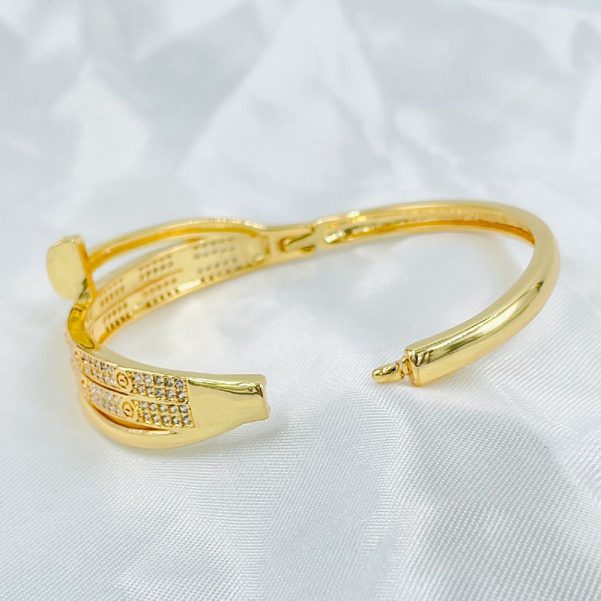 Copper Double Layer Screw Nail CZ 18K Gold Openable Kada Bracelet Bulk