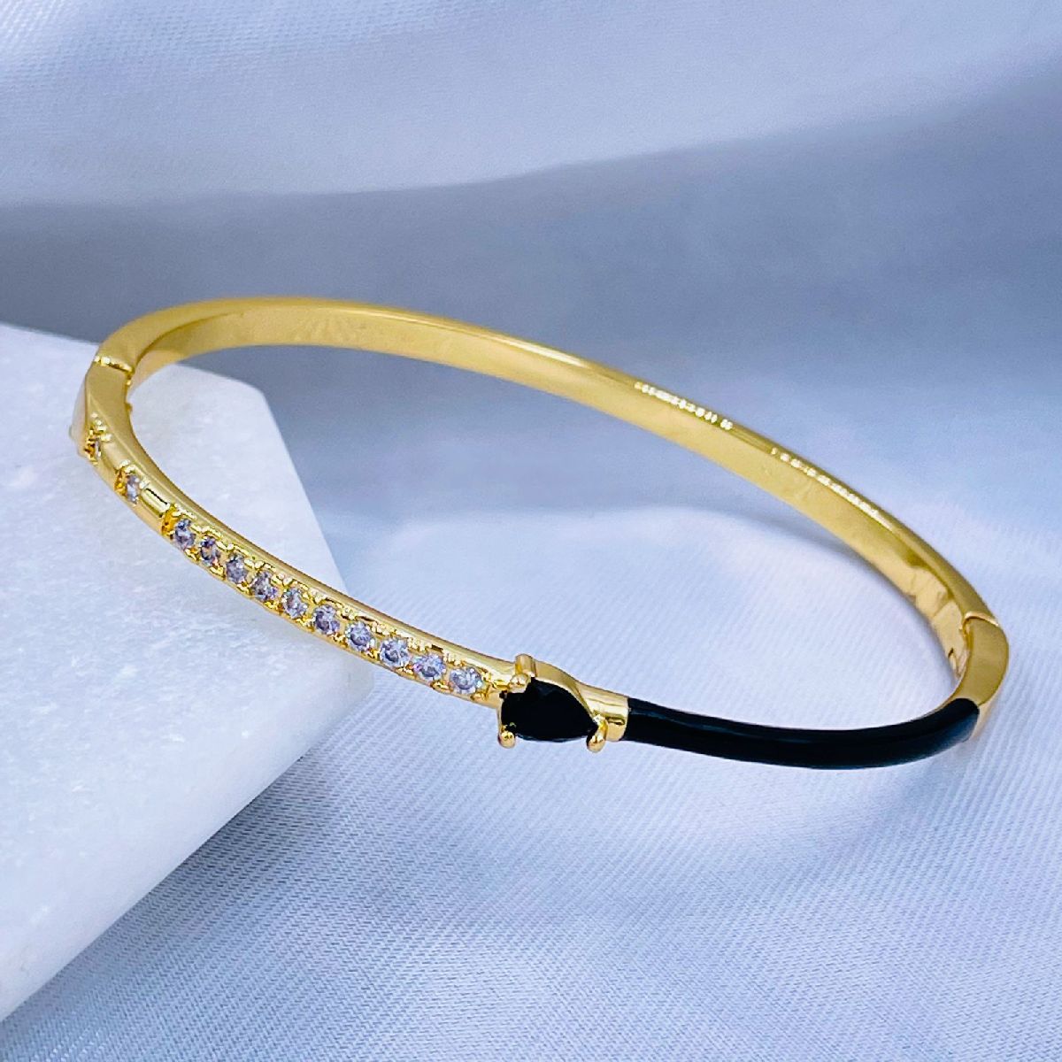 Black Spinel CZ Slim Pear Enamel 18K Gold Cuff Bracelet Bulk