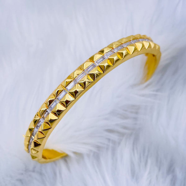 Checkered Baguette Cubic Zirconia 18K Gold Openable Kada Bangle Bulk Main image