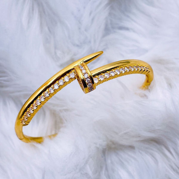 Nail Screw Cubic Zirconia 18K Gold Openable Kada bangle for Women Main image