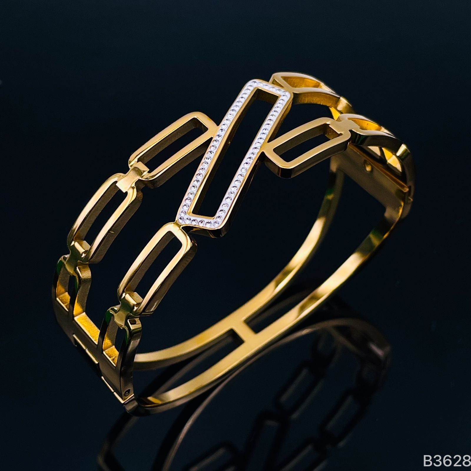 Zig Zag Smart 18K Gold Stainless Steel Openable Kada Bracelet Bulk Main image