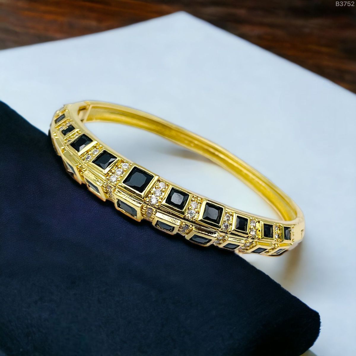Emerald Multi Square CZ 18K Anti Tarnish Gold Openable Kada Bulk