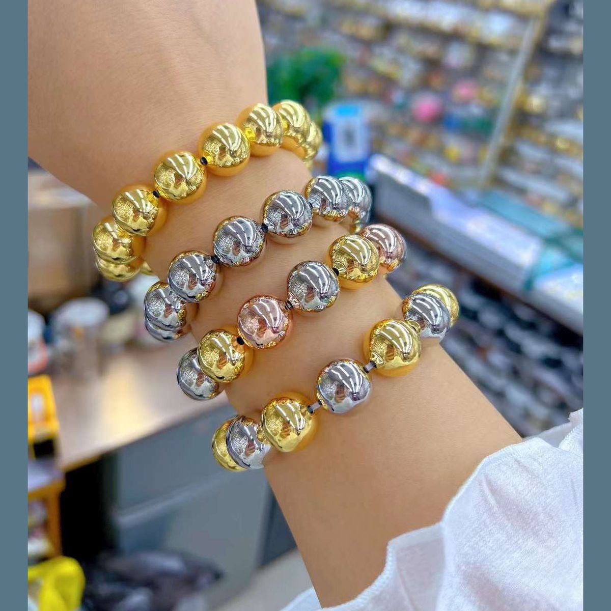 16Mm Glossy Ball Gold Anti Tarnish Stretchable Elastic Bracelet Bulk